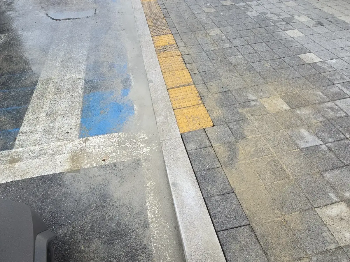 보도블럭 바닥정비 시공 현장